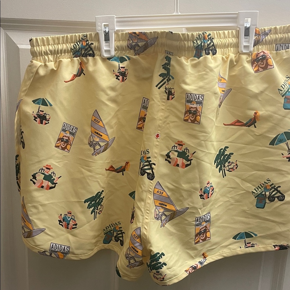 adidas Pale Yellow Tropical Print Short Sleeve Shirt & Shorts - Picture 7 of 8
